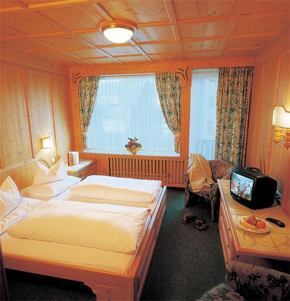 HOTEL LATINI 4* ZELL AM SEE